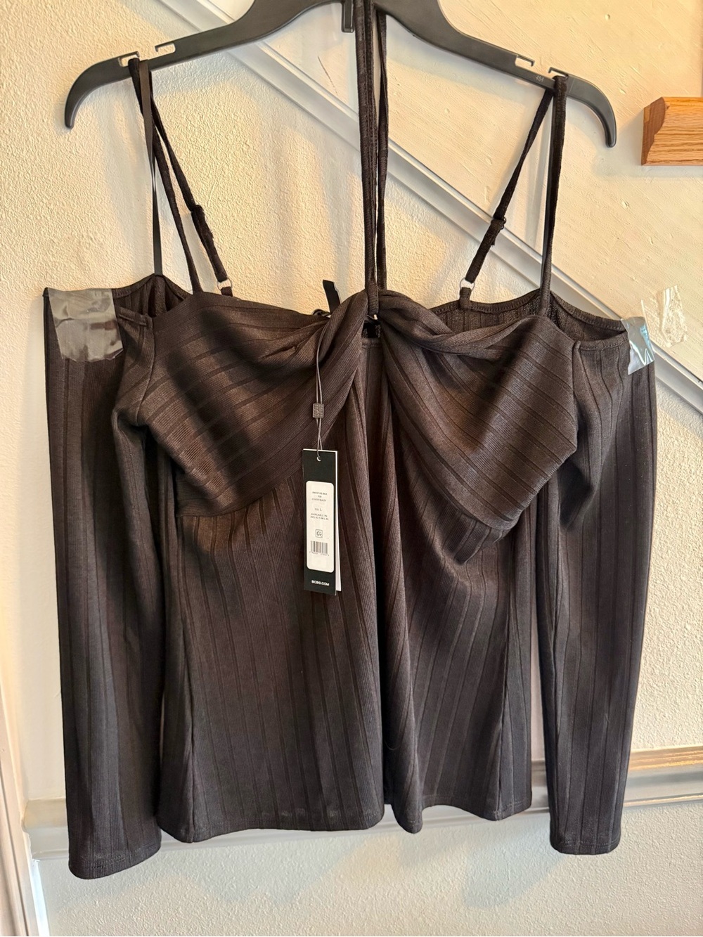 BCBGMaxAzria Black Ribbed Off-Shoulder Tie-Front Long Sleeve Top